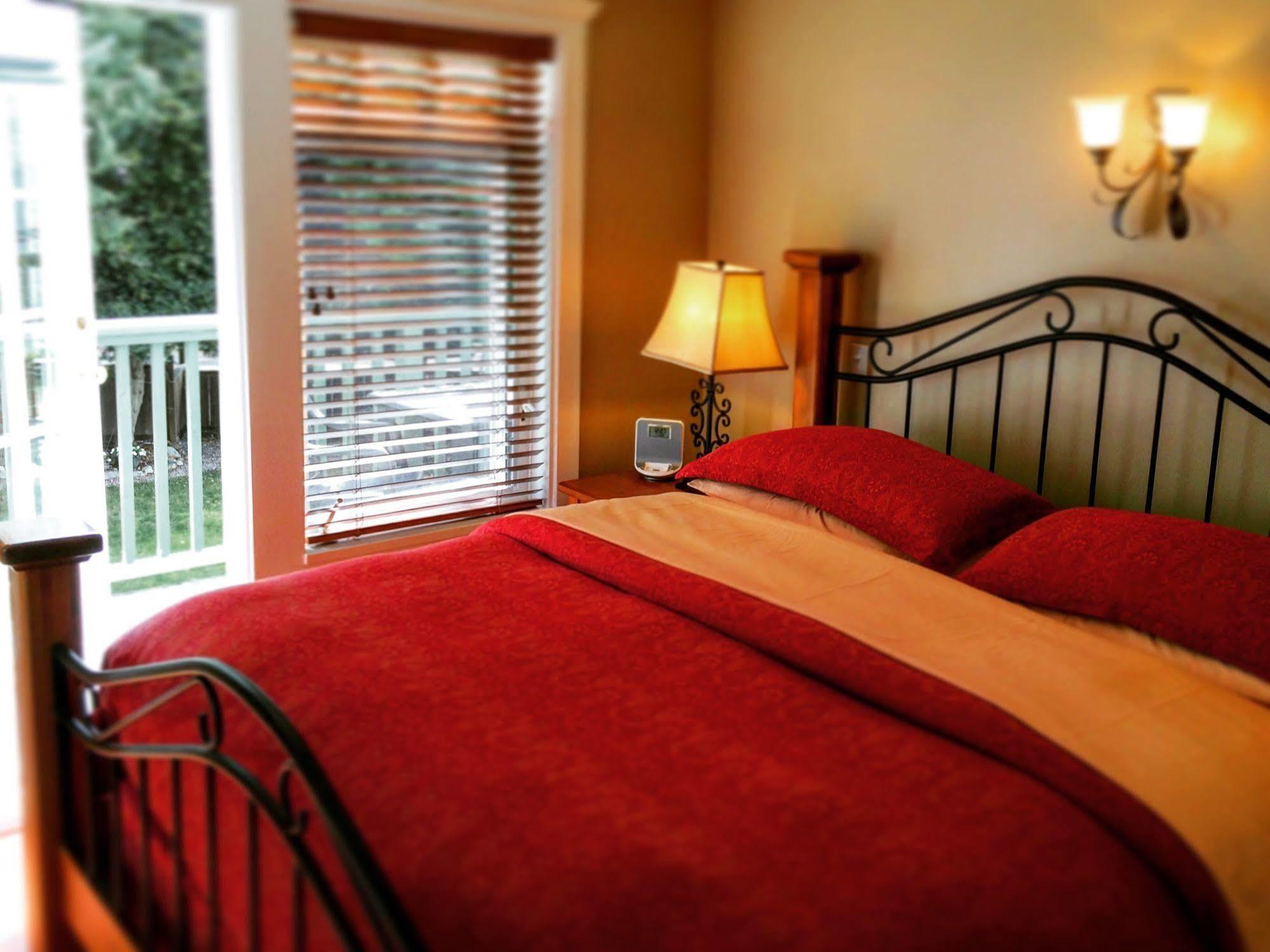 Bonniebrook Lodge Gibsons Esterno foto
