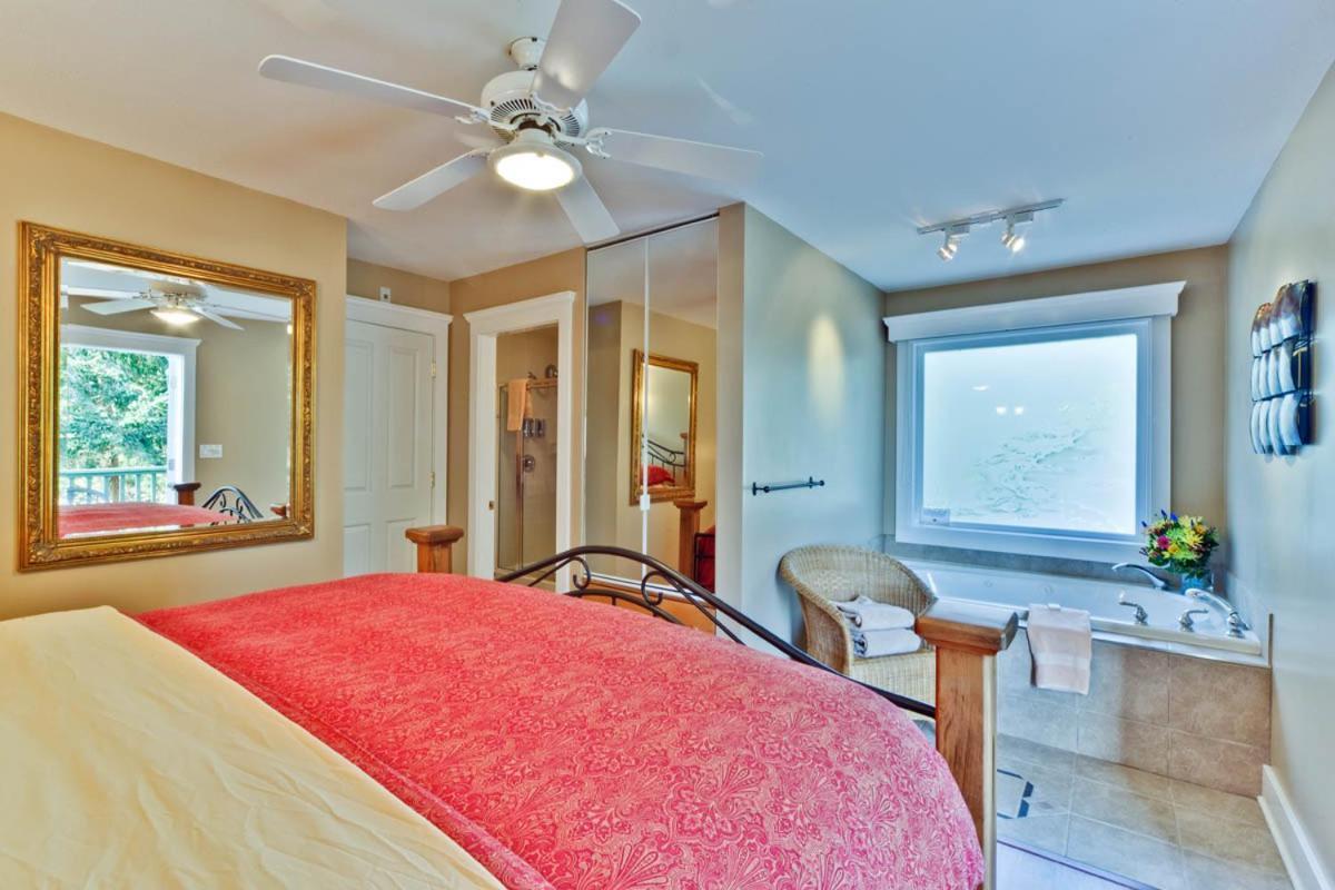 Bonniebrook Lodge Gibsons Esterno foto