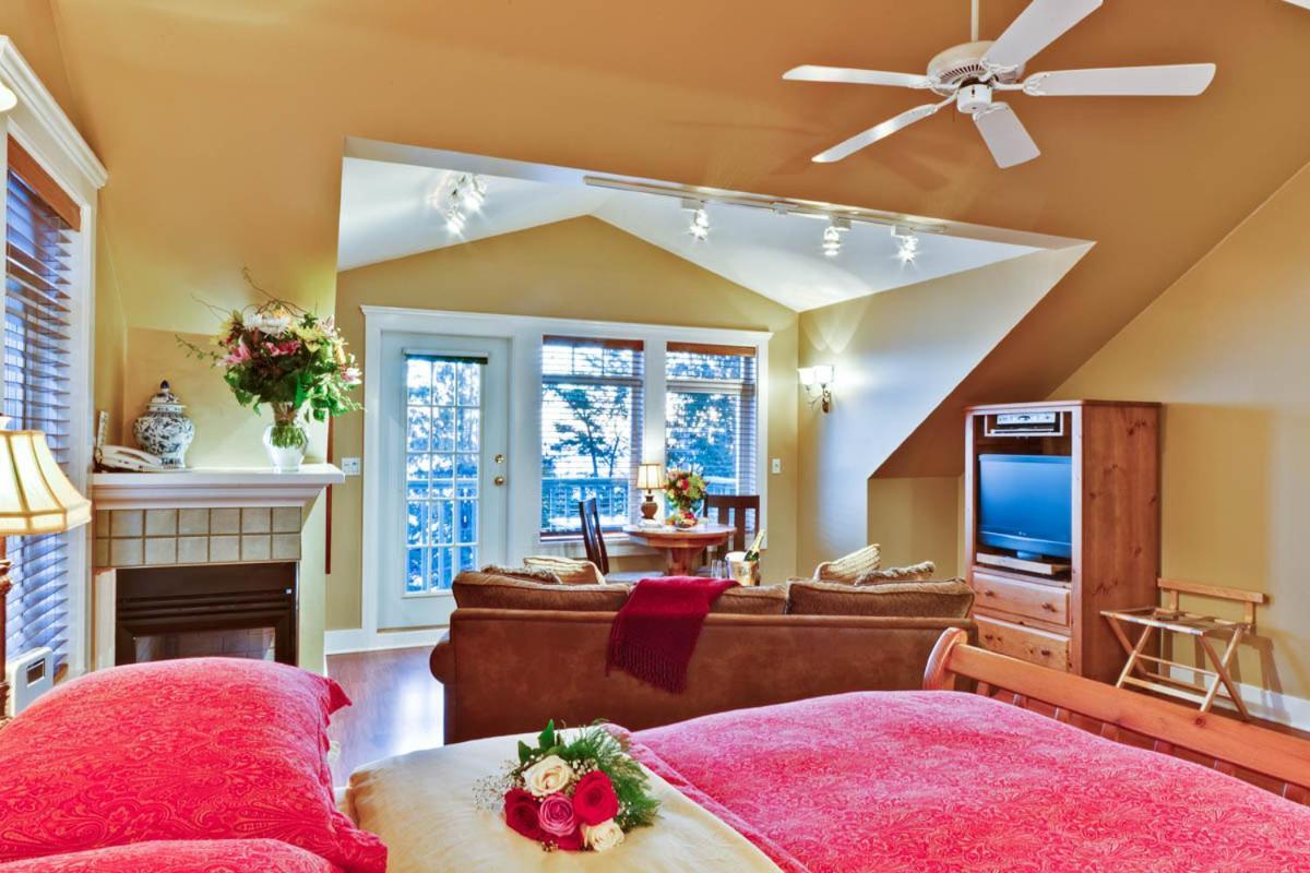Bonniebrook Lodge Gibsons Esterno foto